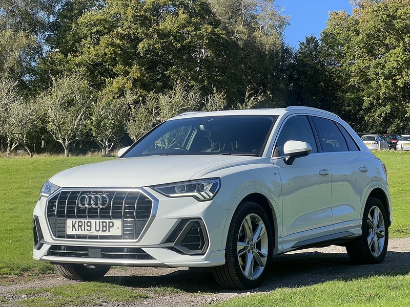 Audi Q3 TDI S line - U11460