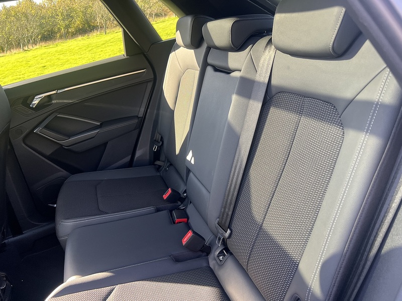 Audi Q3 TDI S line - U11460