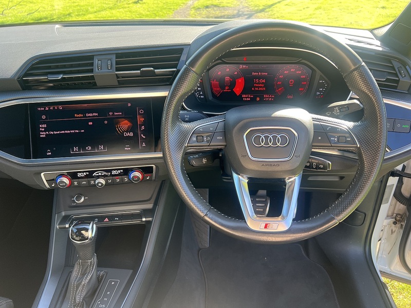 Audi Q3 TDI S line - U11460