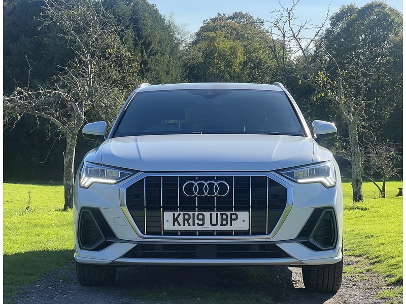 Audi Q3 TDI S line - U11460