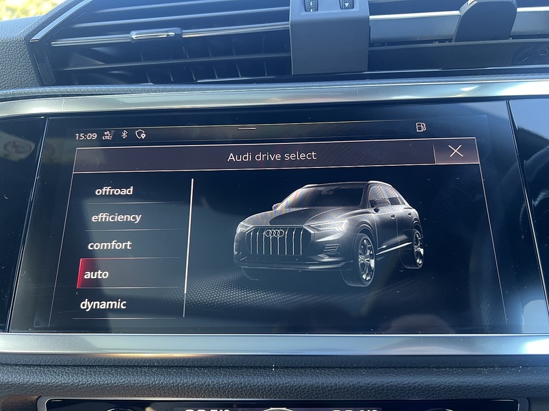 Audi Q3 TDI S line - U11460