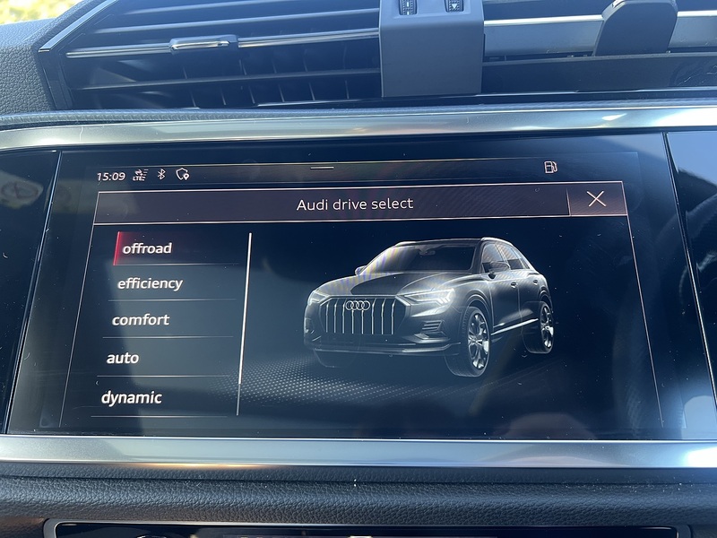 Audi Q3 TDI S line - U11460