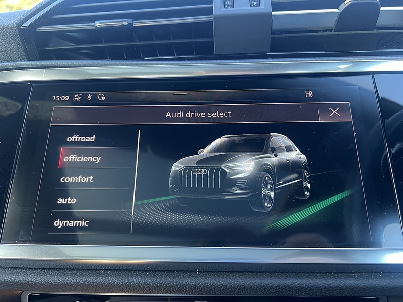 Audi Q3 TDI S line - U11460