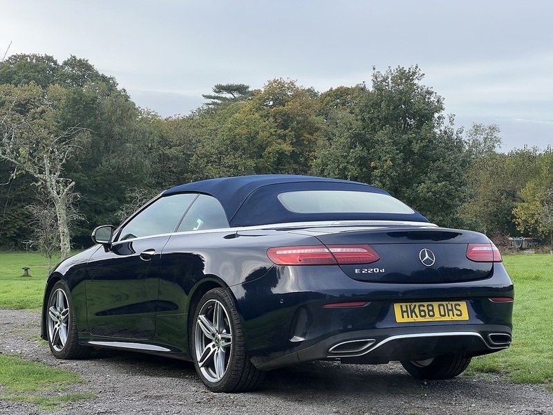 Mercedes-Benz E Class E220d AMG Line - U11461