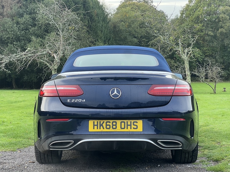 Mercedes-Benz E Class E220d AMG Line - U11461