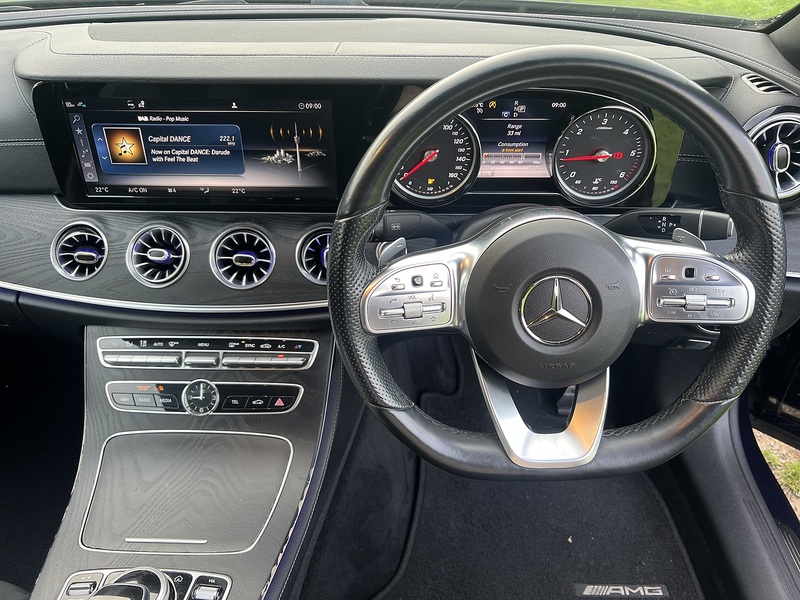 Mercedes-Benz E Class E220d AMG Line - U11461