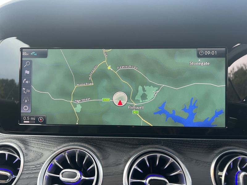 Mercedes-Benz E Class E220d AMG Line - U11461