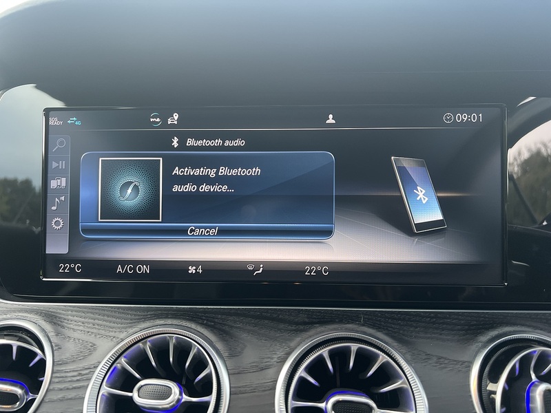 Mercedes-Benz E Class E220d AMG Line - U11461