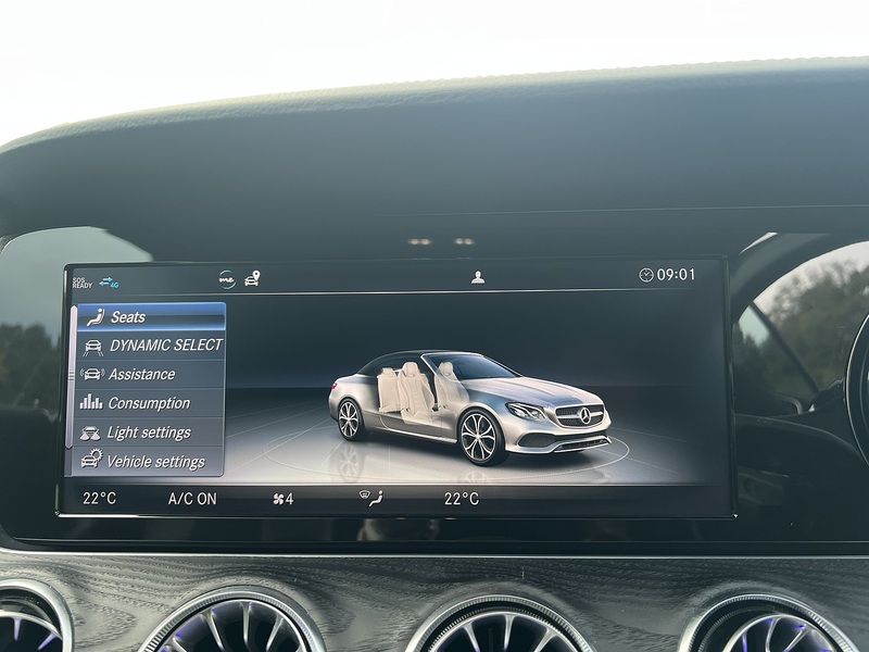 Mercedes-Benz E Class E220d AMG Line - U11461