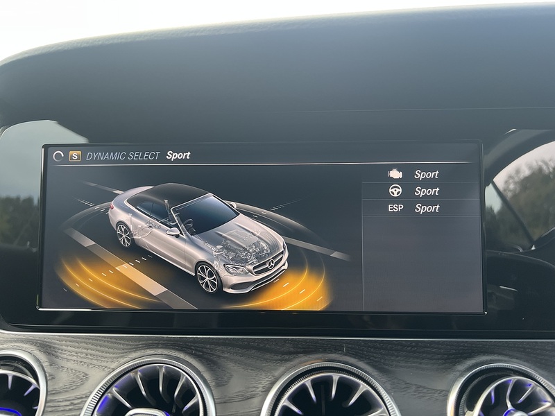 Mercedes-Benz E Class E220d AMG Line - U11461