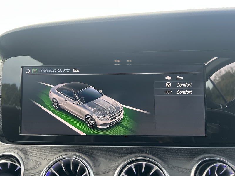 Mercedes-Benz E Class E220d AMG Line - U11461