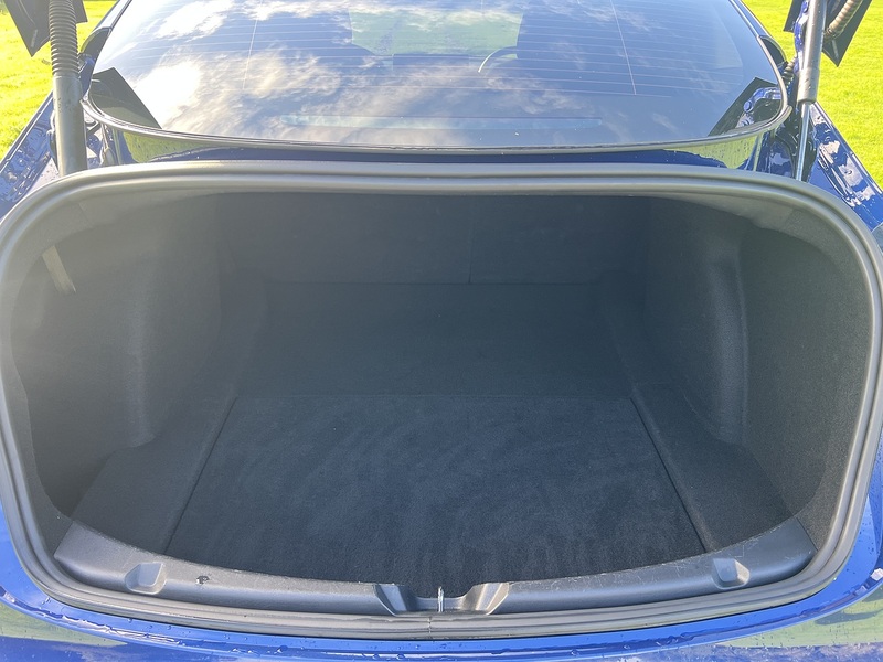 Tesla Model 3 Long Range - U11463