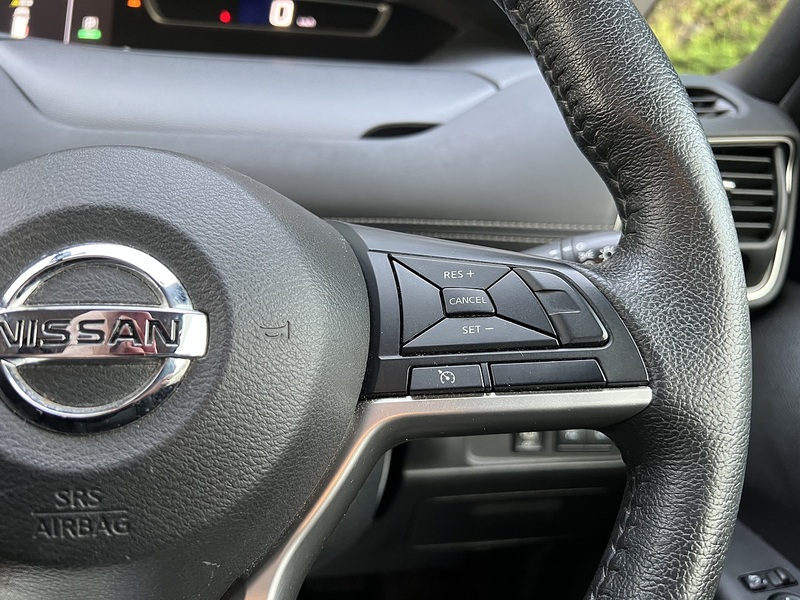 Nissan Serena Highway Star V Selection - U11466