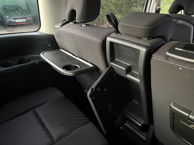 Nissan Serena Highway Star V Selection - U11466