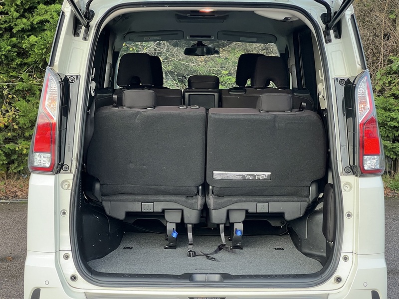 Nissan Serena Highway Star V Selection - U11466