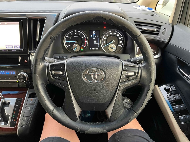 Toyota Vellfire 2.5x - U11468