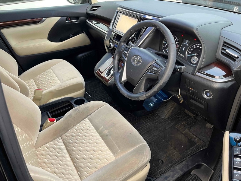 Toyota Vellfire 2.5x - U11468