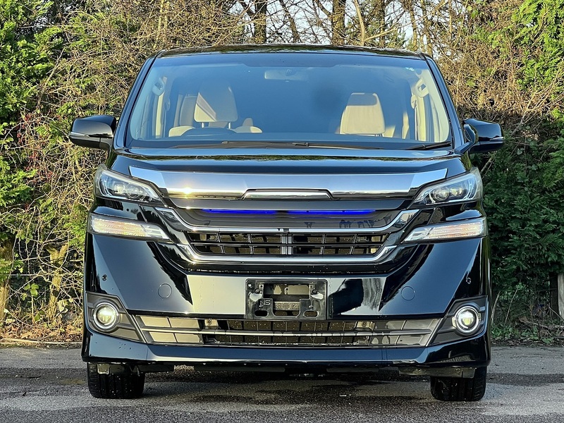 Toyota Vellfire 2.5x - U11468