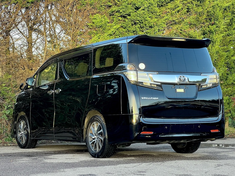 Toyota Vellfire 2.5x - U11468
