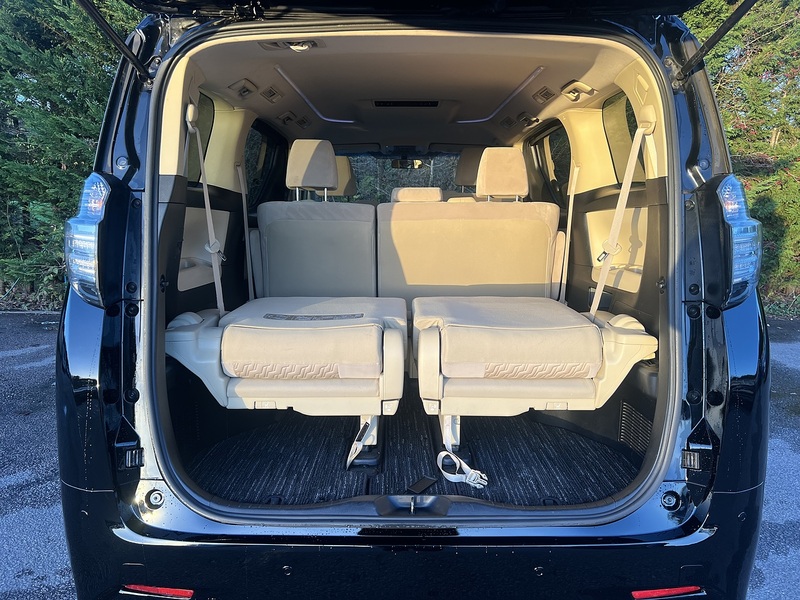 Toyota Vellfire 2.5x - U11468