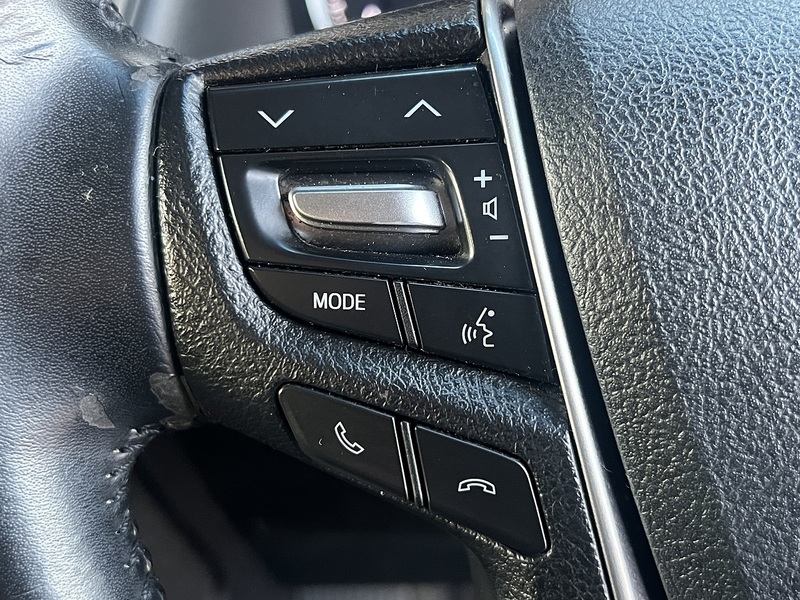 Toyota Vellfire 2.5x - U11468