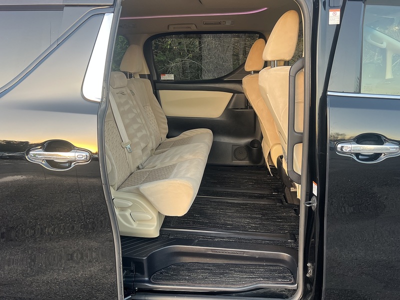 Toyota Vellfire 2.5x - U11468