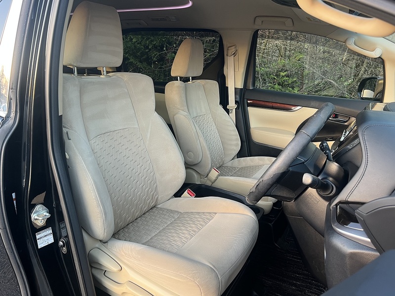 Toyota Vellfire 2.5x - U11468