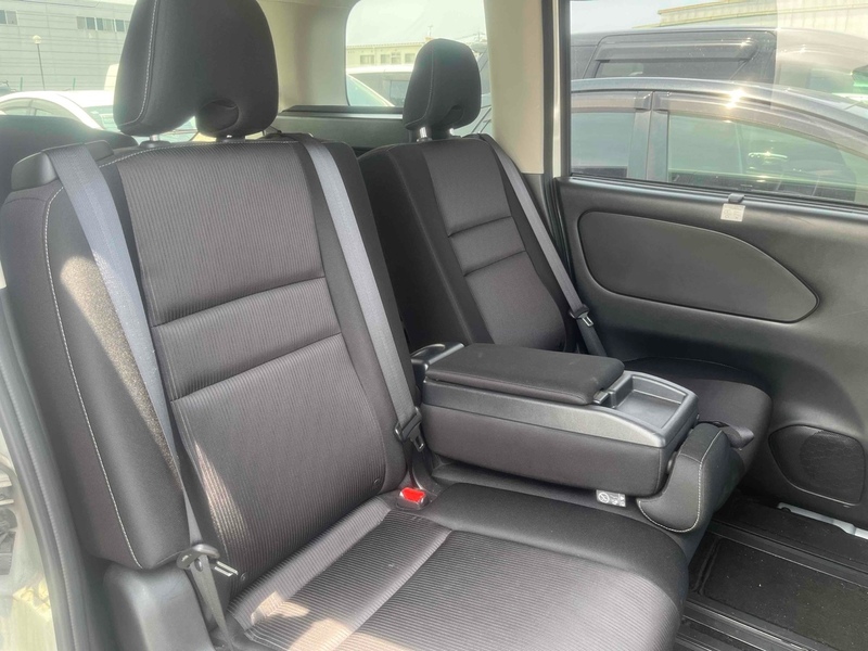 Nissan Serena 5D Highway Star V Selection II - U11469