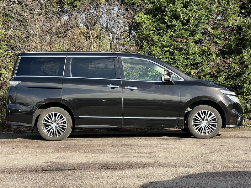 Nissan Elgrand 250 Highway Star S - U11471