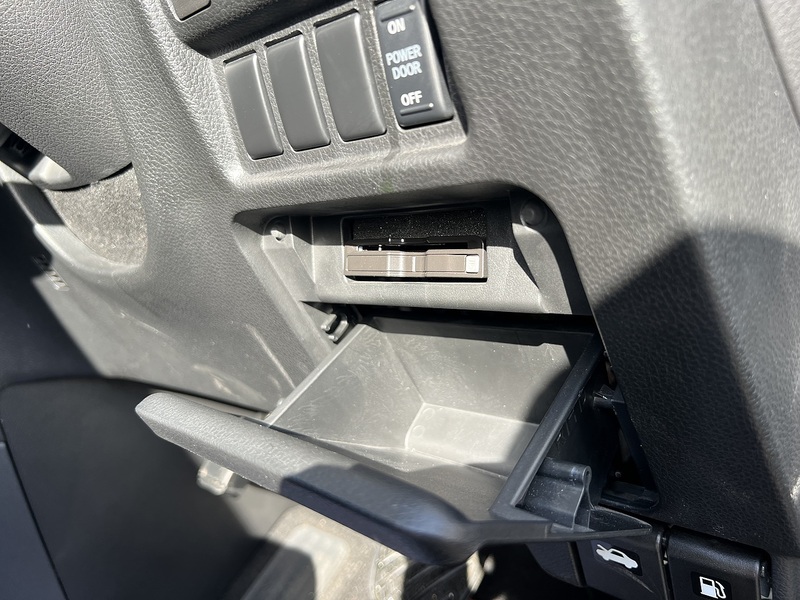 Nissan Elgrand 250 Highway Star S - U11471