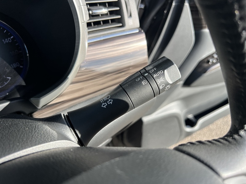 Nissan Elgrand 250 Highway Star S - U11471