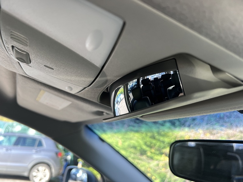 Nissan Elgrand 250 Highway Star S - U11471