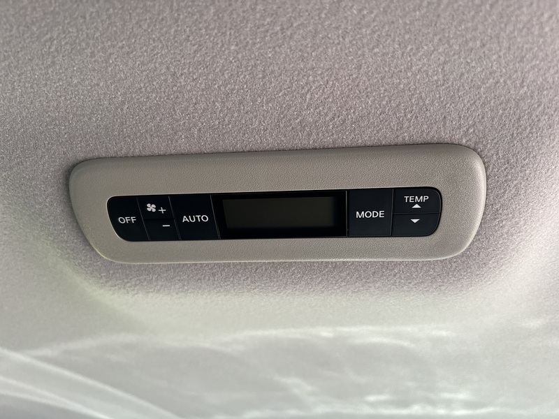 Nissan Elgrand 250 Highway Star S - U11471