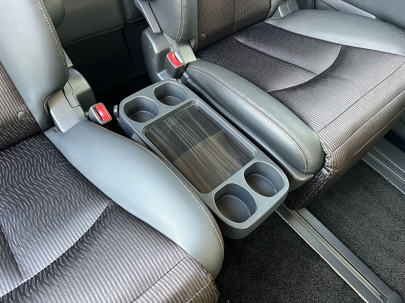 Nissan Elgrand 250 Highway Star S - U11471