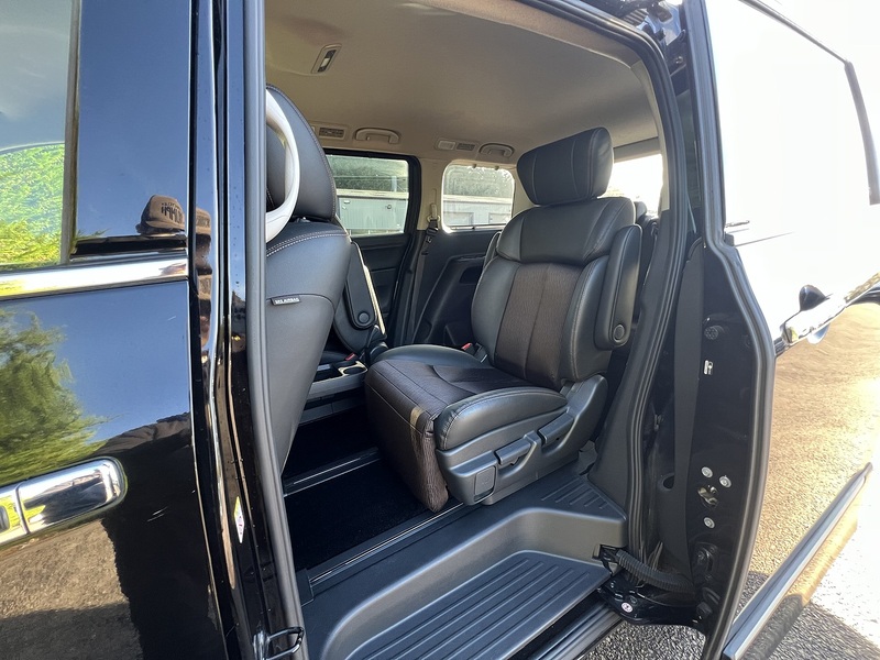 Nissan Elgrand 250 Highway Star S - U11471