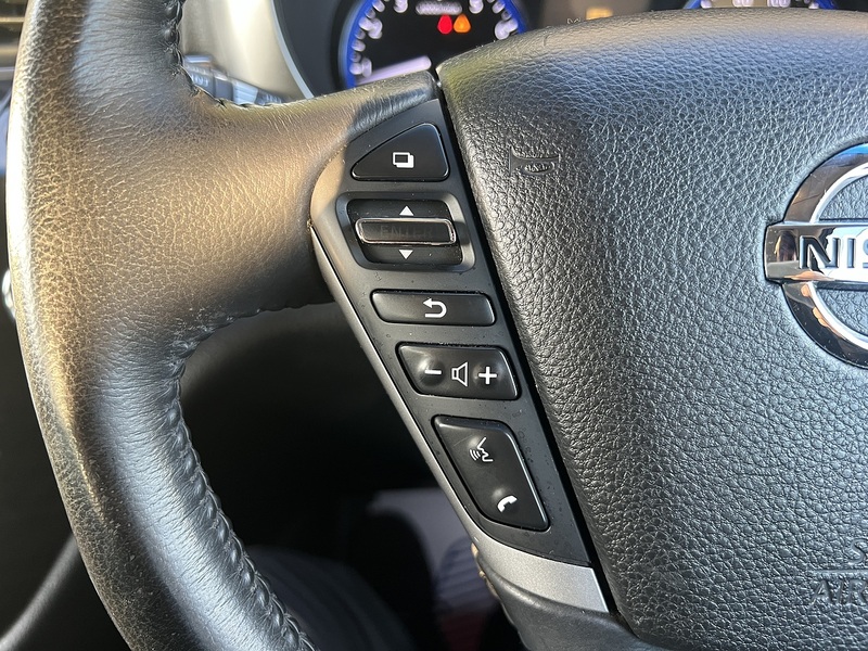 Nissan Elgrand 350 Highway Star - U11472