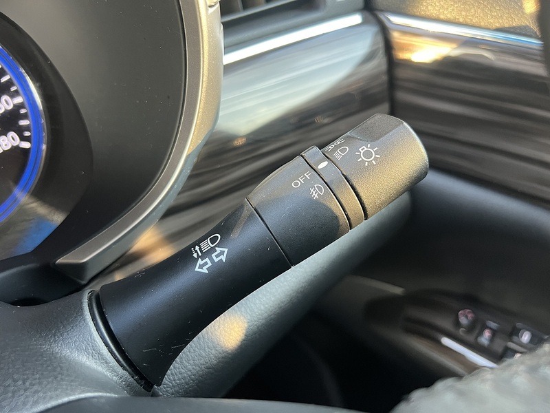 Nissan Elgrand 350 Highway Star - U11472