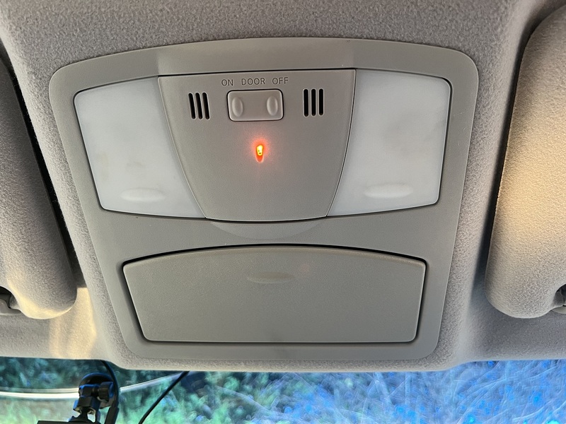 Nissan Elgrand 350 Highway Star - U11472