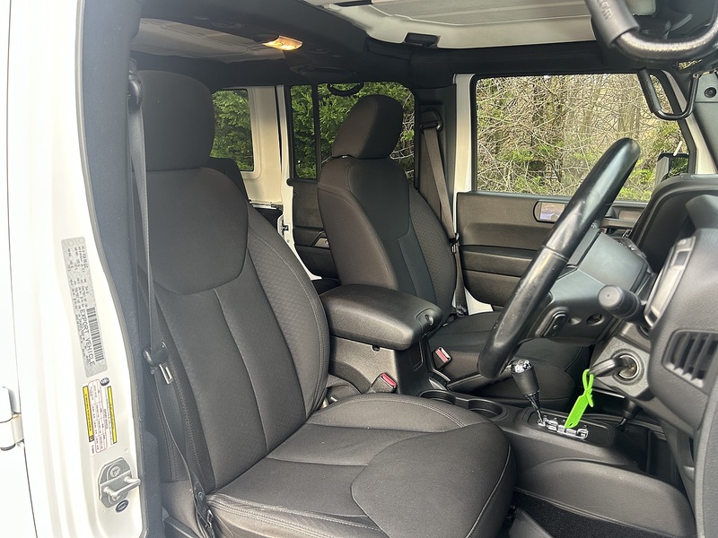 Jeep Wrangler Unlimited 4WD - U11474