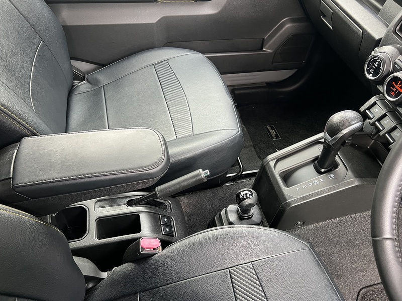 Suzuki Jimny Sierra 4WD JC - U11484