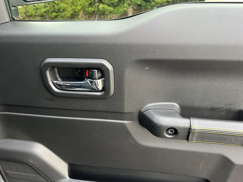 Suzuki Jimny Sierra 4WD JC - U11484