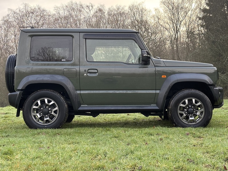 Suzuki Jimny Sierra 4WD JC - U11486