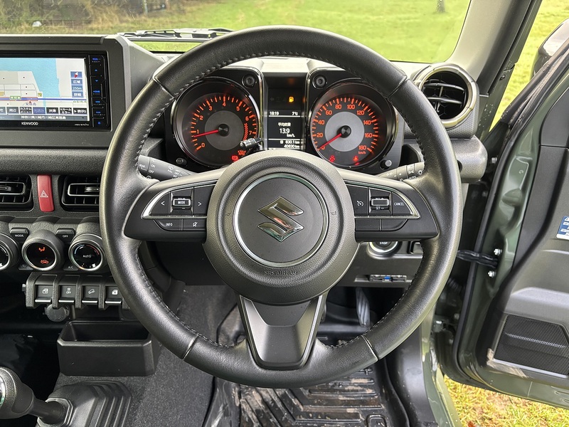 Suzuki Jimny Sierra 4WD JC - U11486