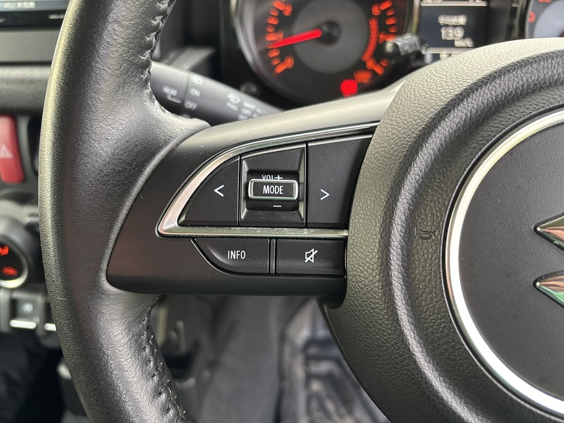 Suzuki Jimny Sierra 4WD JC - U11486