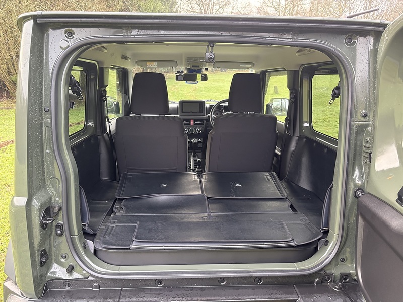 Suzuki Jimny Sierra 4WD JC - U11486