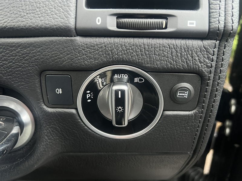 Mercedes-Benz G-Class G Class 5D 4wd - U11490