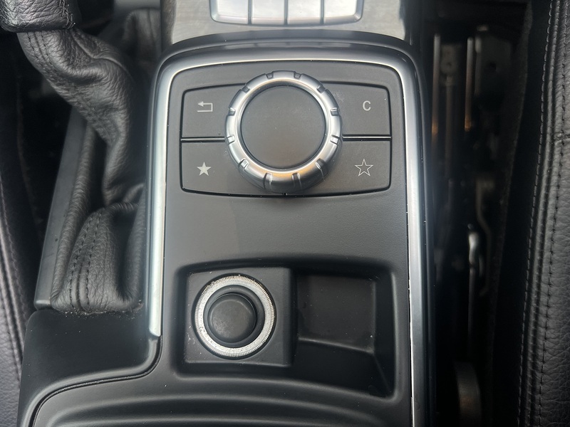 Mercedes-Benz G-Class G Class 5D 4wd - U11490