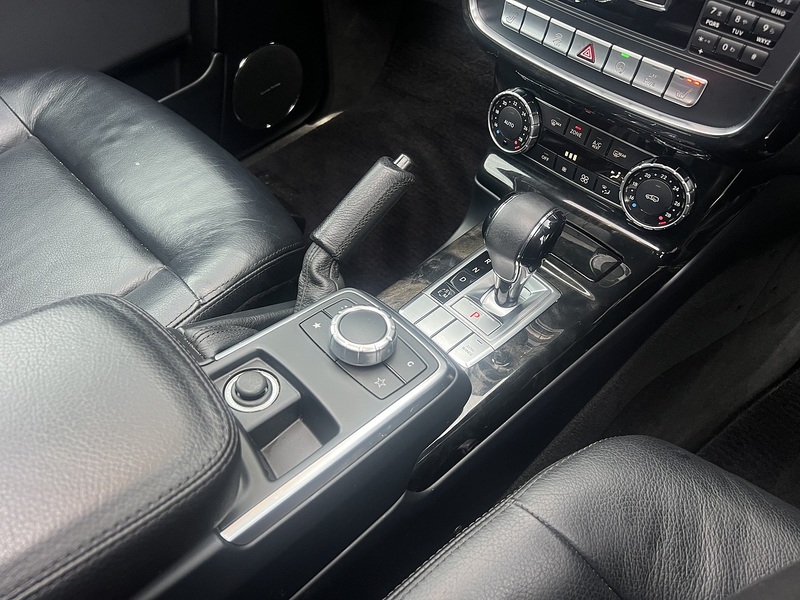 Mercedes-Benz G-Class G Class 5D 4wd - U11490