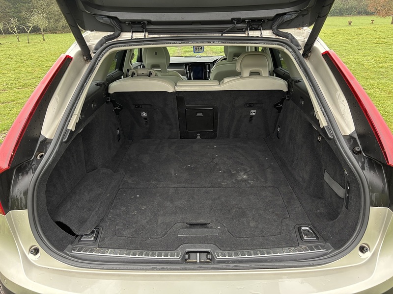 Volvo V90 T5 Cross Country Pro Awd - U11491