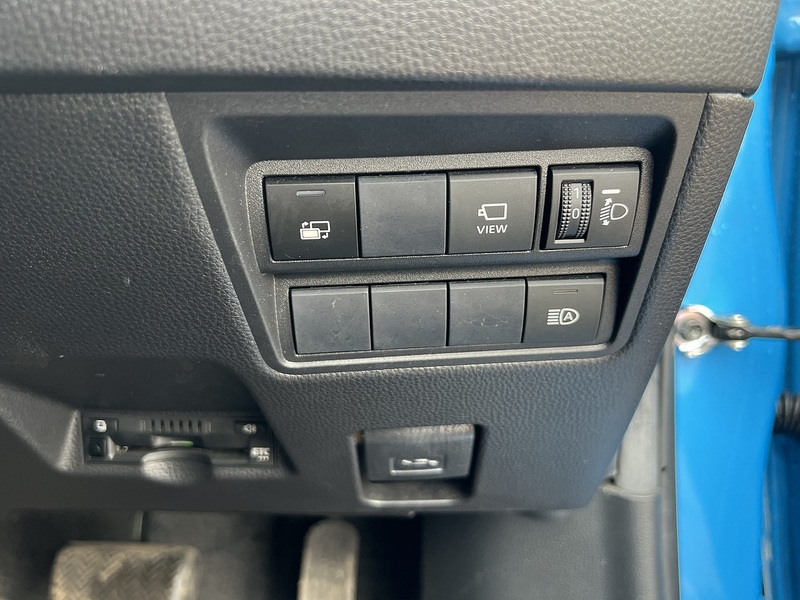 Toyota Yaris Hybrid Z - U11492